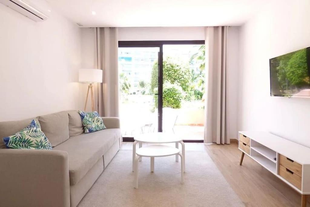 Caprichoso Apartamento En El Corazon De Puerto Banus Marbella Exterior photo