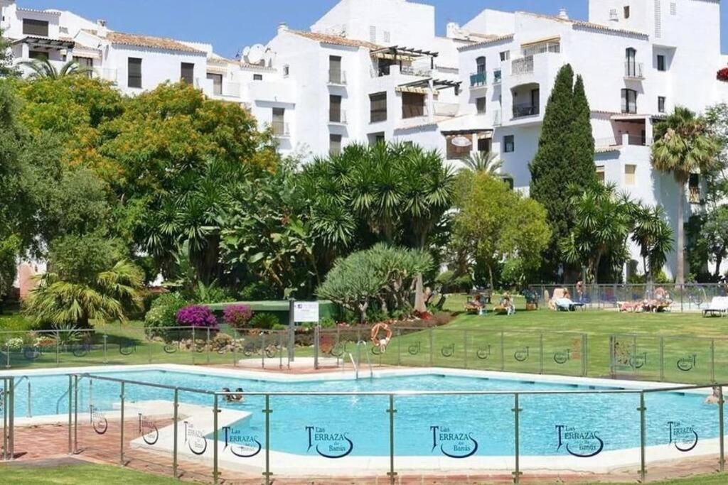Caprichoso Apartamento En El Corazon De Puerto Banus Marbella Exterior photo